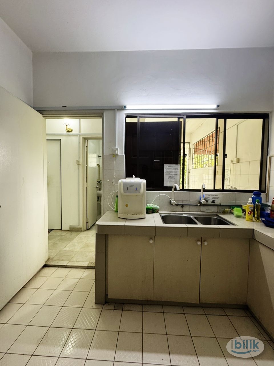 Single Room Zero Deposit‼️😮Low Rental Room Near MRT Bandar Utama 3 Min Walking😊🚄Free Utilities & Wifi💕Bus Stop,Speedmart - Image 5