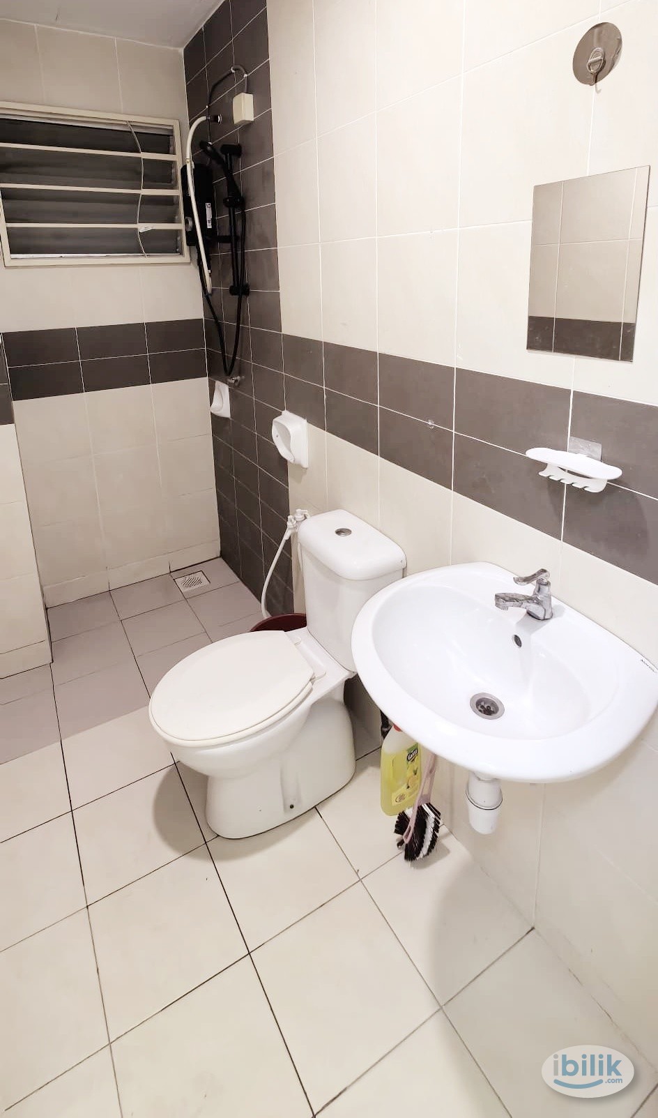 🔥 Newly renovated🔥NON SHARING FEMALE MEDIUM ROOM🚶‍♀300M Walking distance to LRT CHERAS 🚆 - Image 4