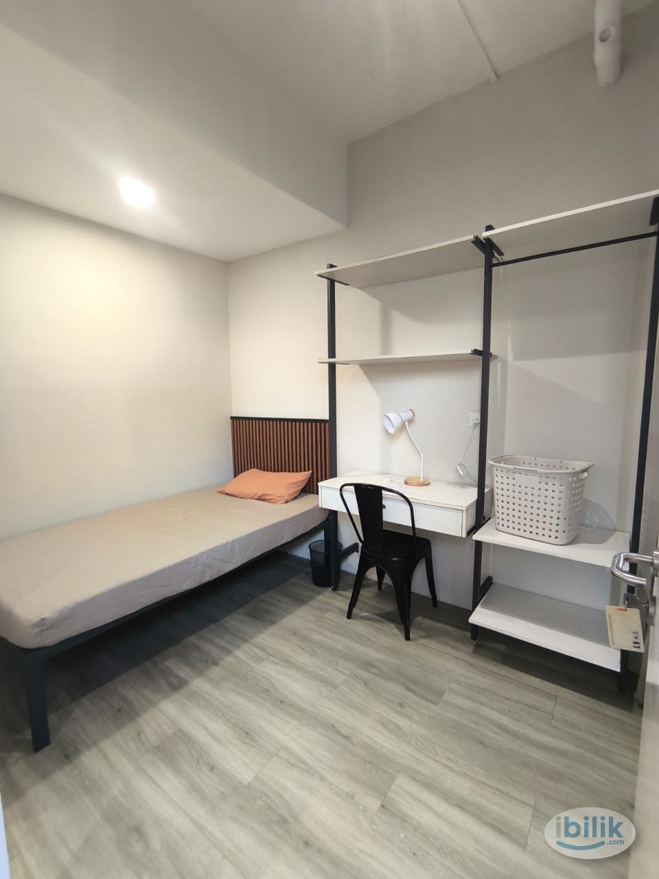 CO-LIVING ROOM LOW RENTAL & ZERO DEPOSIT😮💕NEAR LRT ALAM MEGAH,LRT USJ21 WALKING DISTANCE 7 MIN ONLY🛜FREE UTILITIES😮🌟 - Image 1