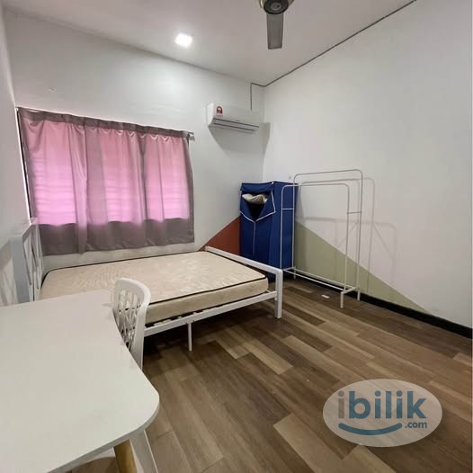 😼SS2 GOOD LOCATION MIDDLE ROOM FOR RENT🤗 🔥MOVE IN IMMEDIATELY🌈TRUSTED AGENT🌈NEARBY SO MANY FOOD SHOP🍚🍜🍝🍟🥗🍗🍖🥓 - Image 2