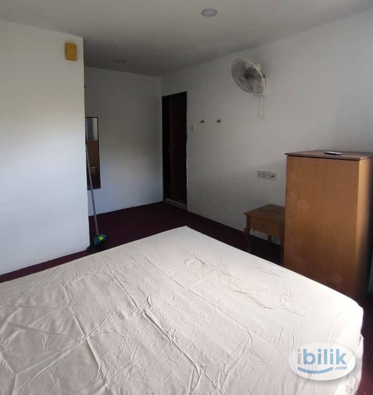 ROOM IN PUCHONG - Image 1