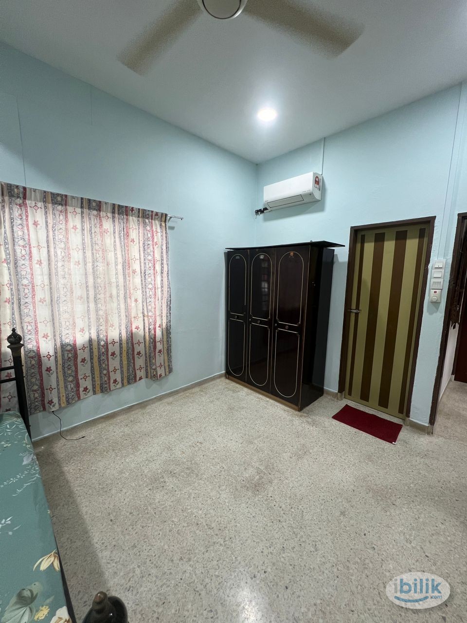 [FREE UTILITY/NEAR HTJ] Middle Room at Jalan Rasah, Seremban - Image 3
