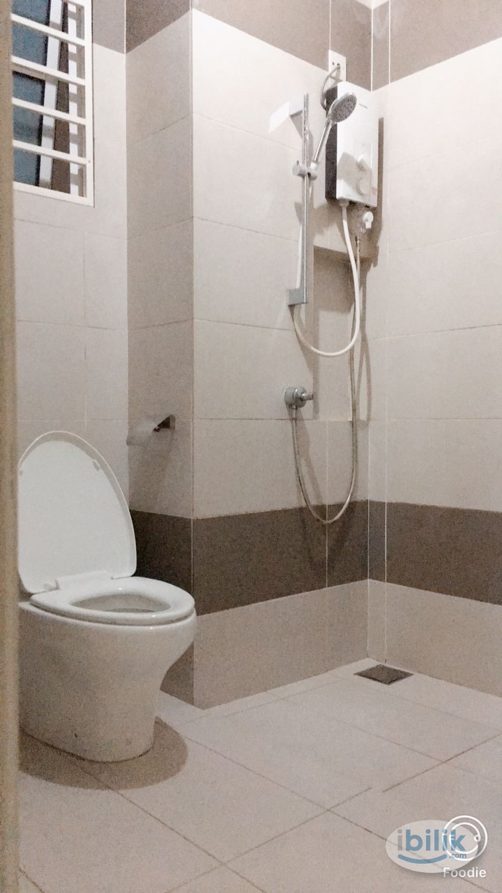 Single Room at Saville @ The Park, Pantai - Image 5