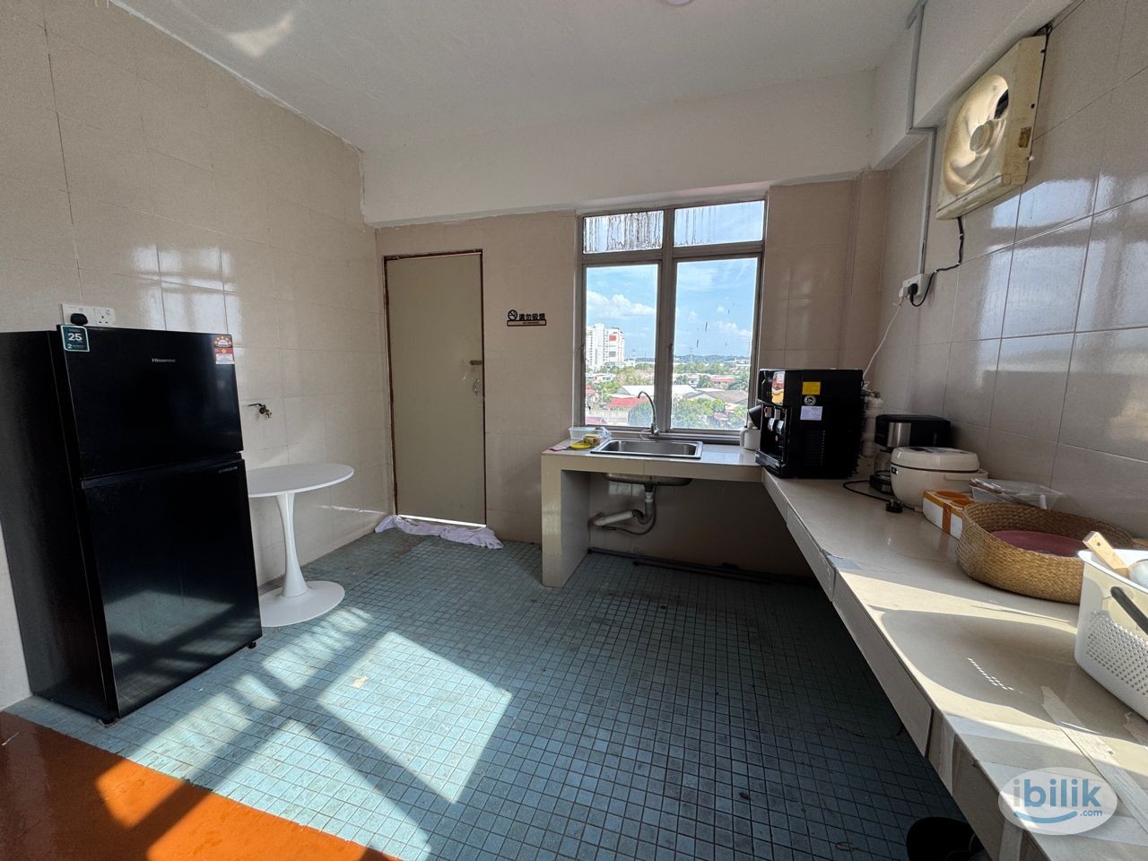 13 MINS DRIVE TO (UPM) 🏛️ | PRIVATE ROOM + PRIVATE TOILET 🫰 - Image 4