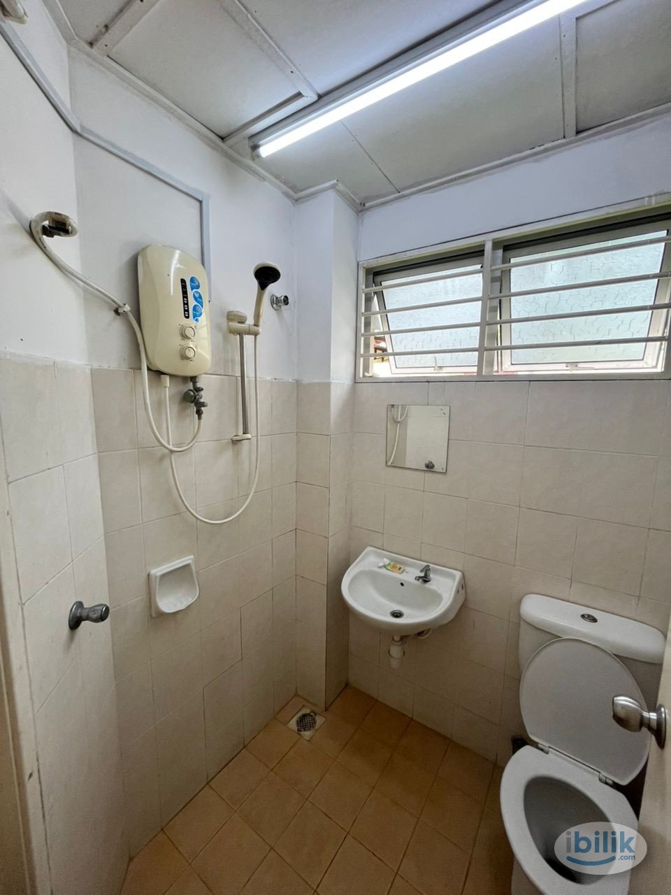 🙋‍♀️FEMALE🙋‍♀️SS2 PETALING JAYA FEMALE MIDDLE ROOM FOR RENT😍😍💥LOW DEPOSIT💥 - Image 5