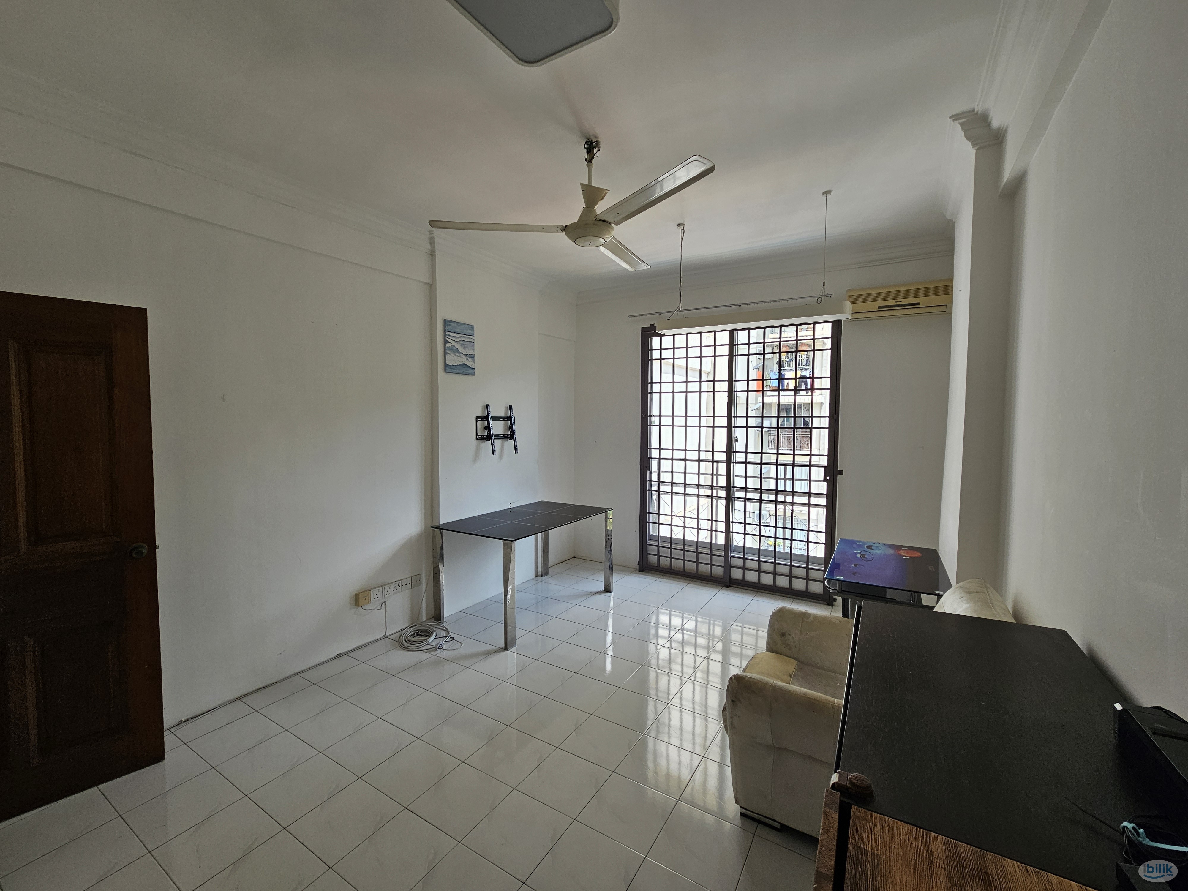 Desa Alor Vista Furnished Aircond Middle room included utilities Share Bathroom MIX GENDER - Image 3