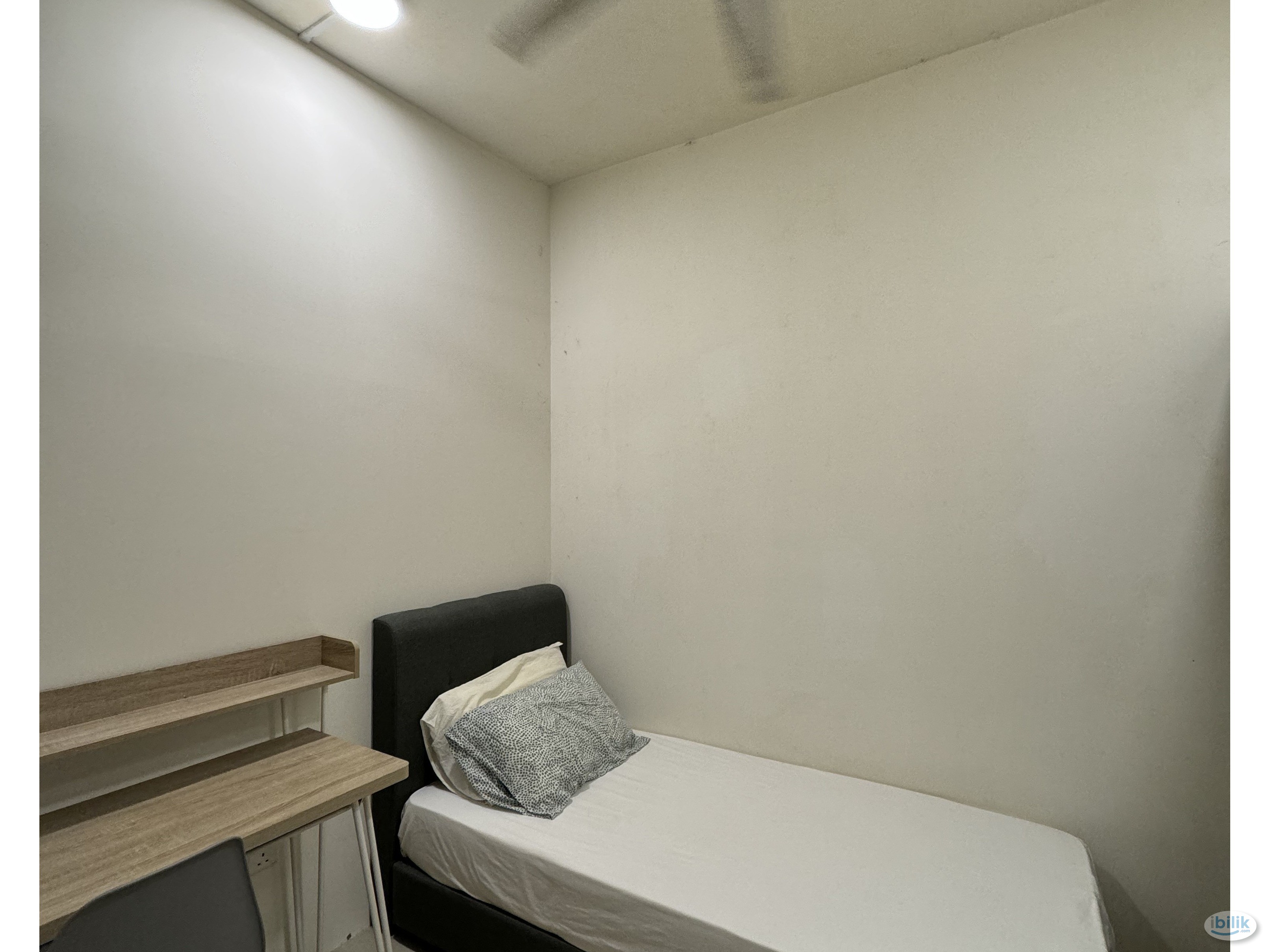 zero deposit ‼️ mix gender unit single room 1 at residensi suasana - Image 1