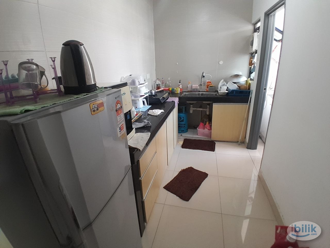 [Amaya Maluri] Female Unit Single Room with Aircond Rent Near LRT & MRT - Image 3