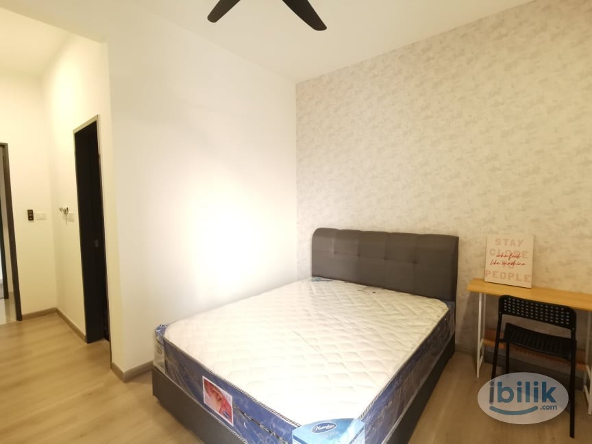Master Room (Female Only) Fully Furnished The Holmes 2, Near HUKM Bandar Tun Razak, Bandar Sri Permaisuri, Cheras - Image 1