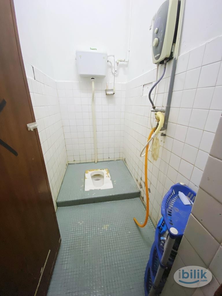 SPACIOUS AND COZY ROOM @ SS2 🌈ZERO DEPOSIT🔹MOVE IN IMMEDIATELY 🌈 - Image 3