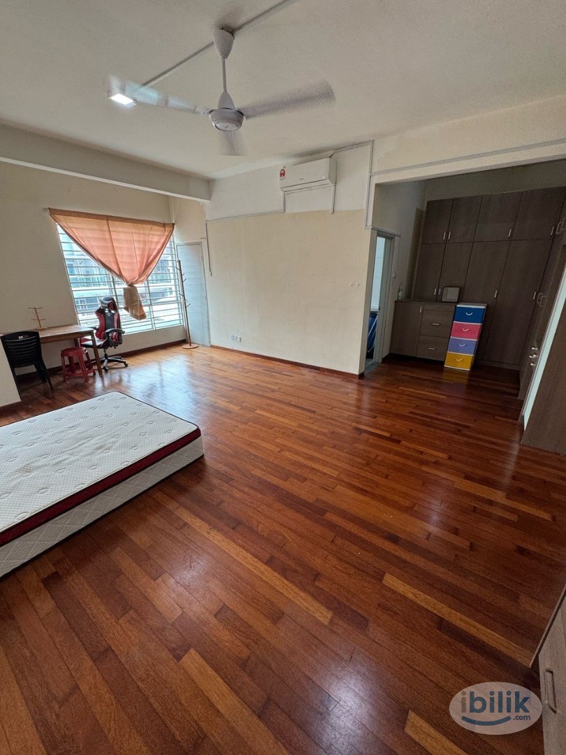 💨 MOVE IN IMMEDIATELY WITH ZERO DEPOSIT 💕COZY&SPACIOUS MASTERROOM in BUKIT TINGGI 💞 - Image 1
