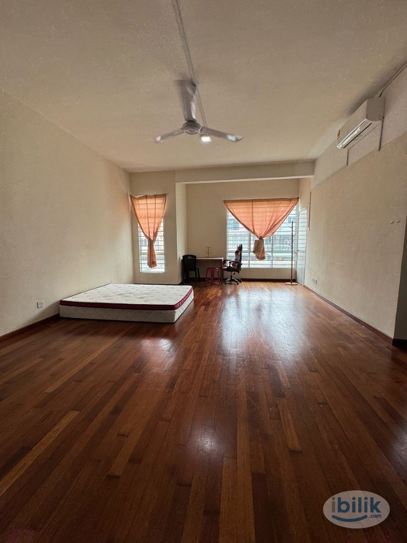 💨 MOVE IN IMMEDIATELY WITH ZERO DEPOSIT 💕COZY&SPACIOUS MASTERROOM in BUKIT TINGGI 💞 - Image 2