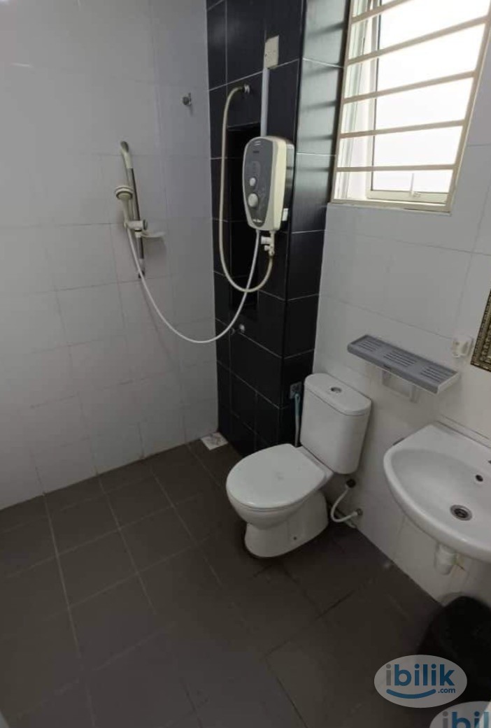 💨 MOVE IN IMMEDIATELY WITH ZERO DEPOSIT 💕COZY&SPACIOUS MASTERROOM in BUKIT TINGGI 💞 - Image 3