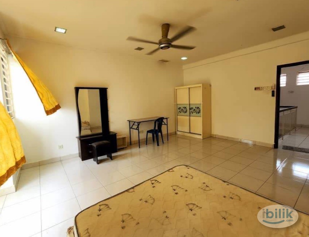 ✨Master room in Kota Kemuning📍IMMEDIATELY MOVE IN WITH ZERO DEPOSIT 📍 - Image 1