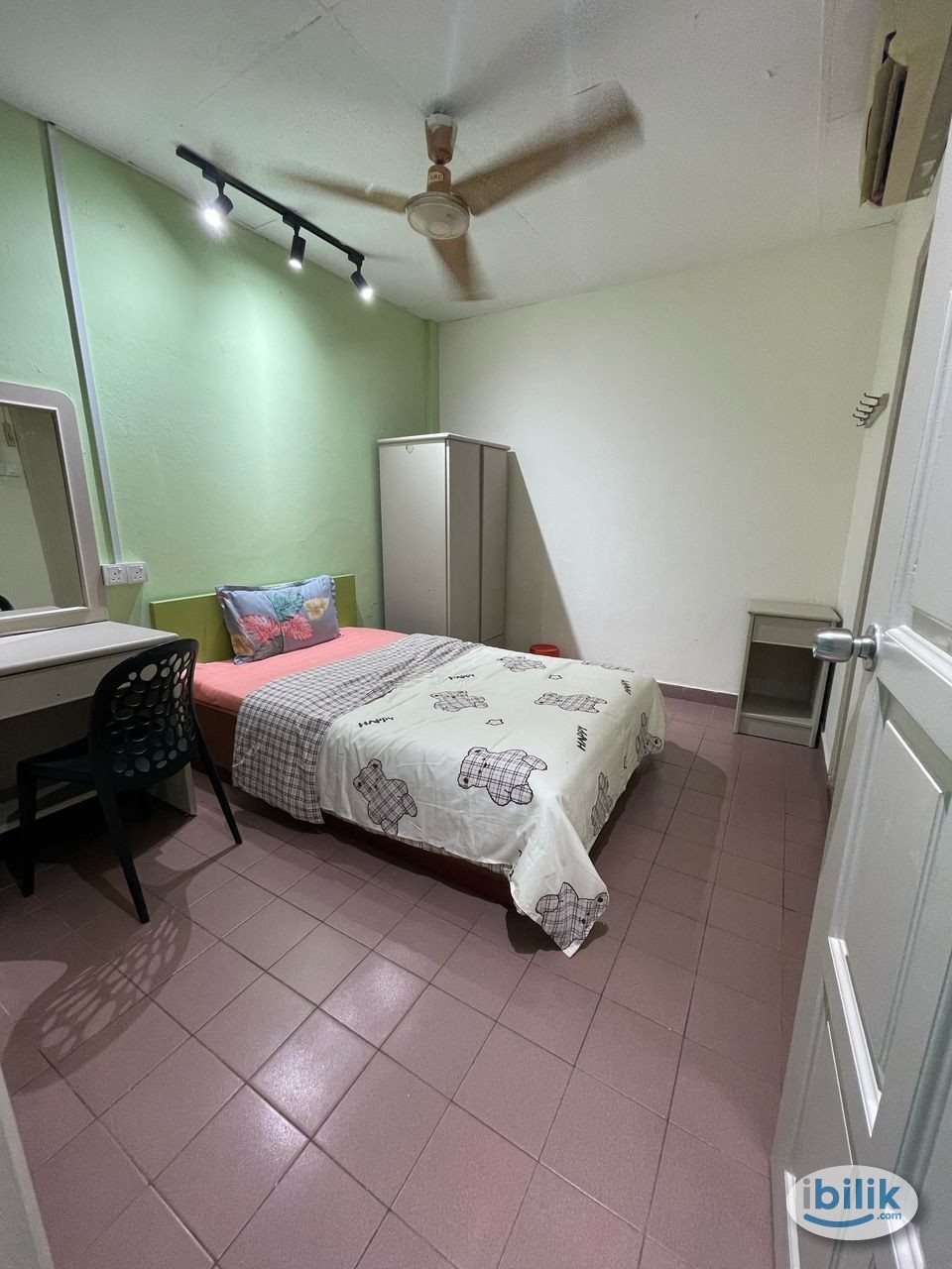 Middle Room at Hotel Hankyu - Image 1