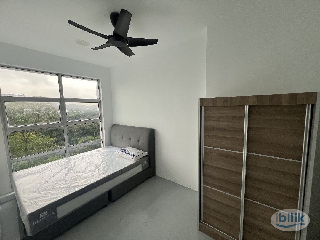Master Room at OUG Parklane, Old Klang Road - Image 1