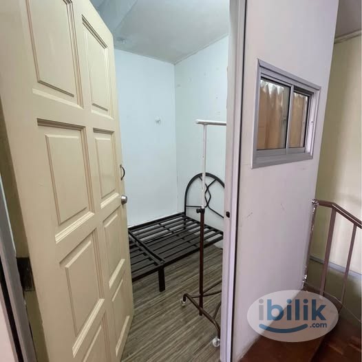 🚶🏽‍♀️‍➡️350M WALK TO BAHAGIA LRT SUPER LOW BUDGET SINGLE ROOM FOR RENT🤗 🔥MOVE IN IMMEDIATELY🌈TRUSTED AGENT🌈 - Image 2