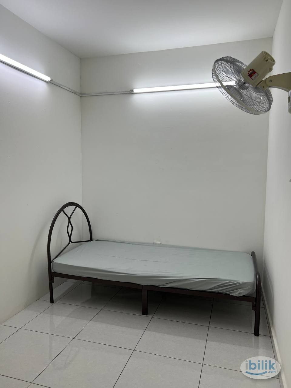 🏡【Single Room for Rent – Double-Storey Terrace House in Jenjarom】 - Image 1