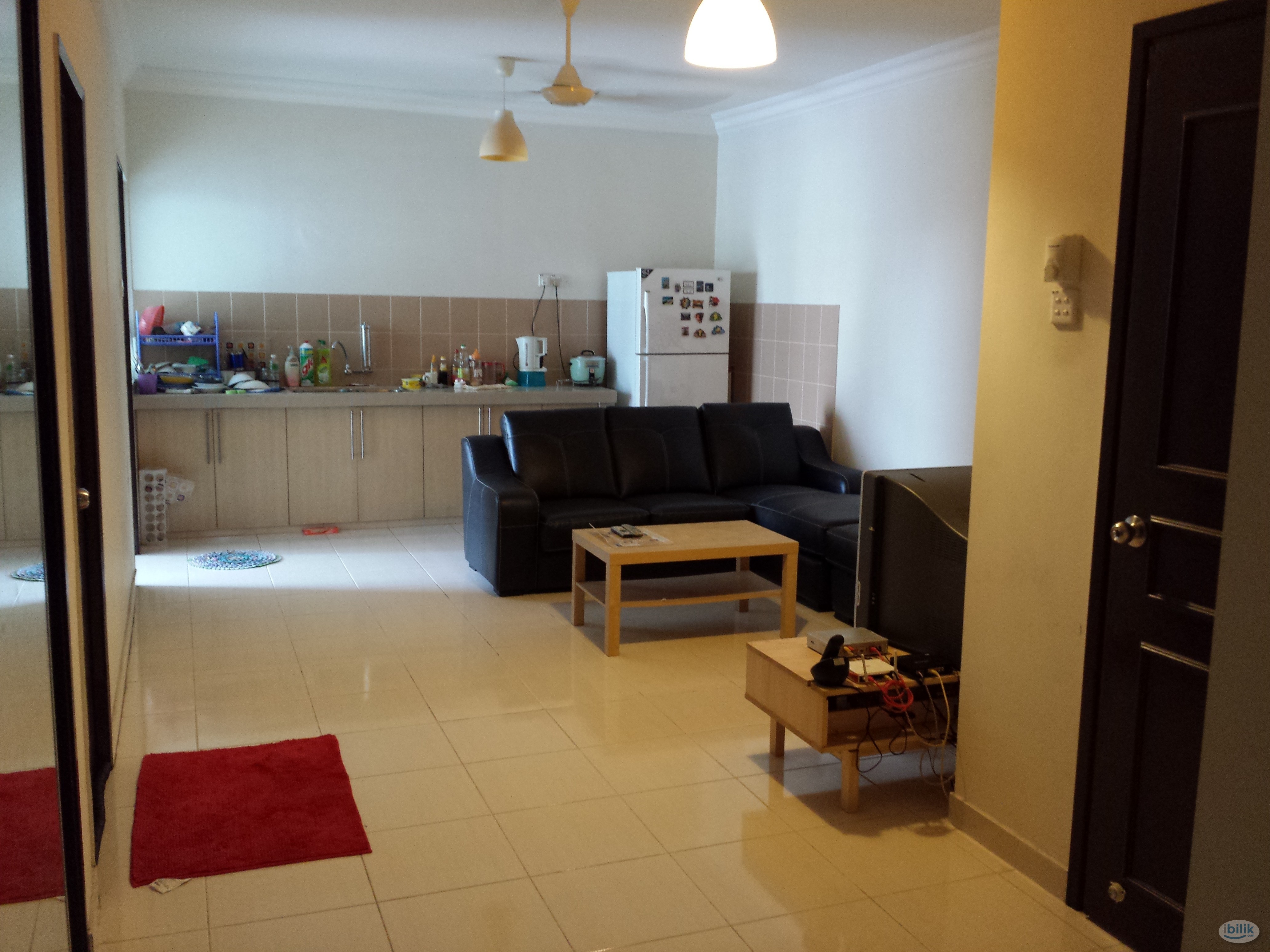 Middle Room at Ken Damansara III, Petaling Jaya - Image 3