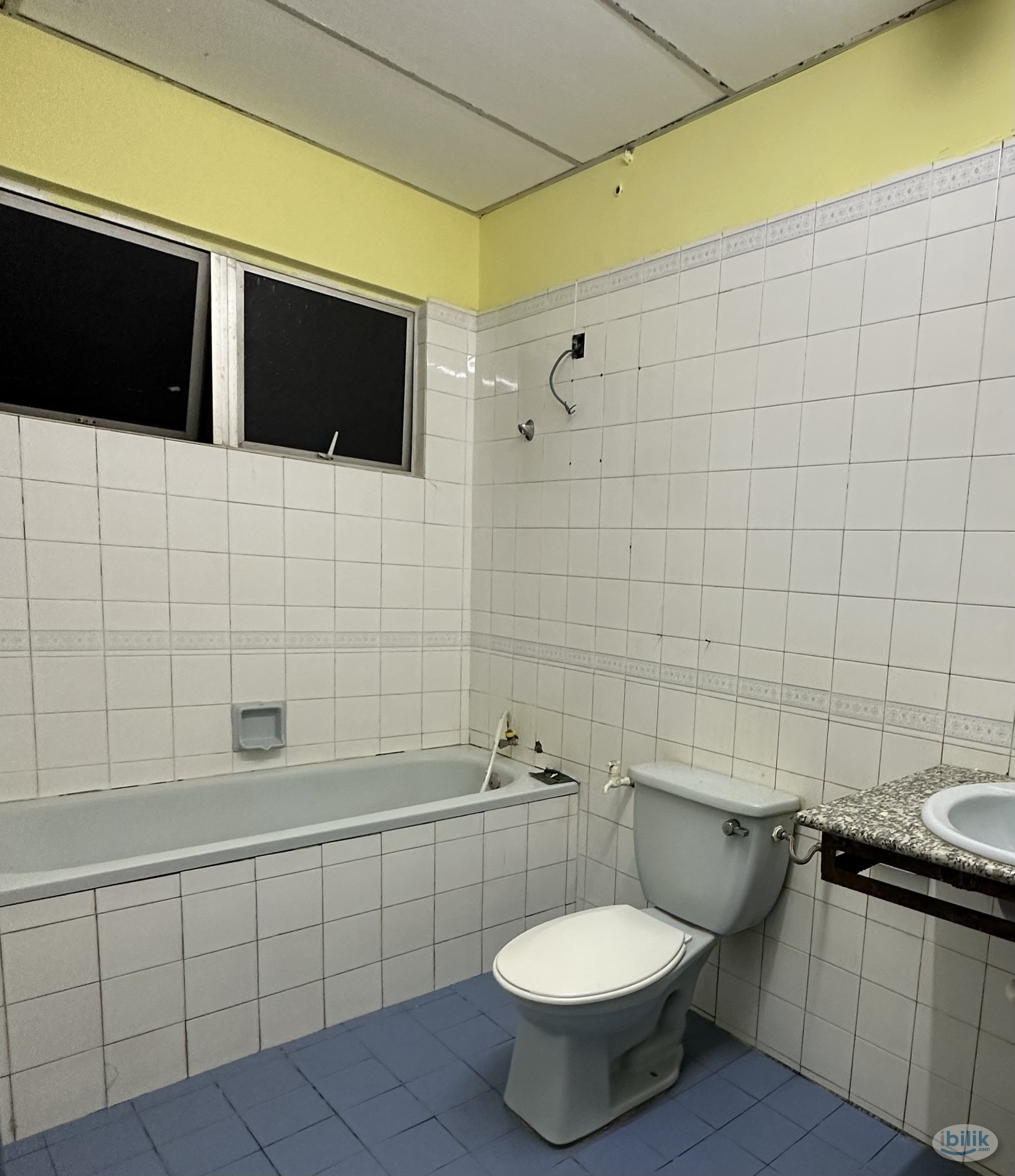Master Room Female unit at Dinasti Klang, Klang Condo - Image 3