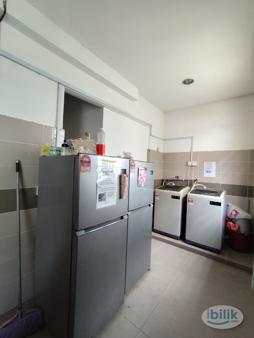 Female Unit😊‼️HOT OFFER 2025 📍 Zero Deposit Bilik Sewa near Kelana Jaya🛜Free Utilities &  WIfi🌟🌈Limited Room Left Immedi - Image 3