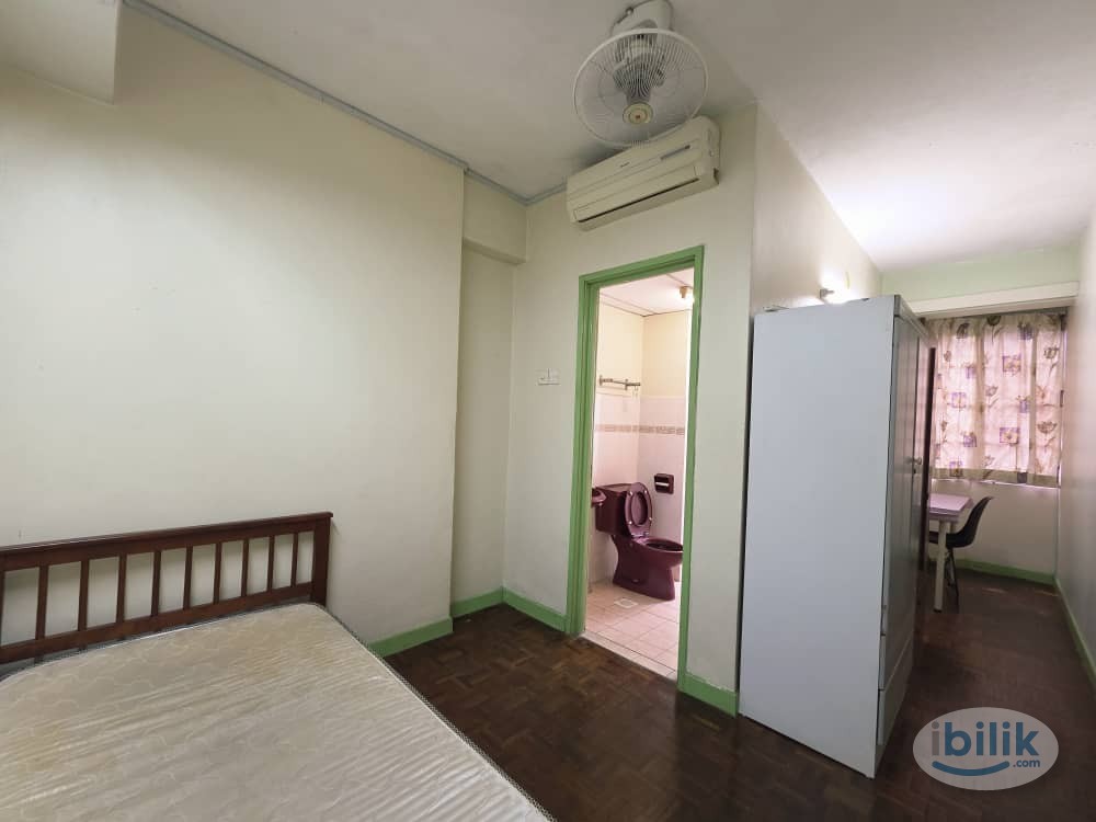 Master Room at Kelana D'Putera, Kelana Jaya - Image 4