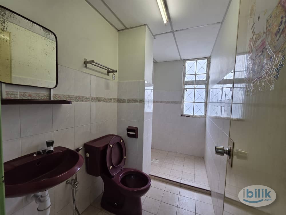 Master Room at Kelana D'Putera, Kelana Jaya - Image 5