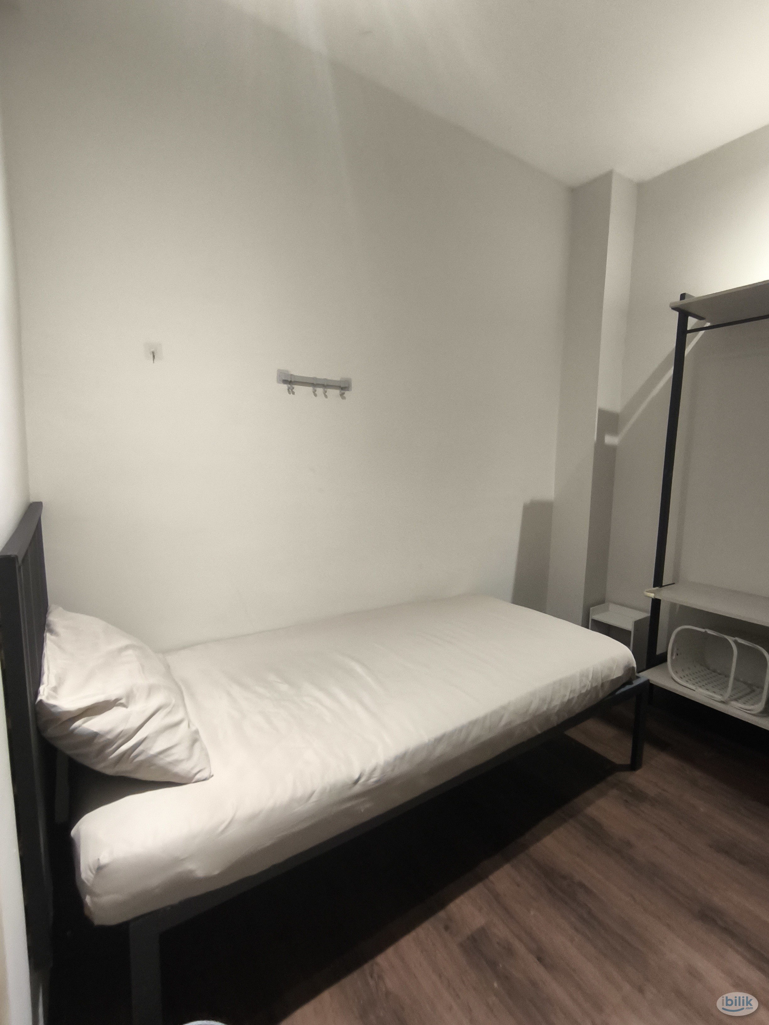 🌟 Middle Rooms @ JL Co-Living, USJ 21 – 4 Mins Walk to Main Place Mall 🏡🛍️ - Image 1