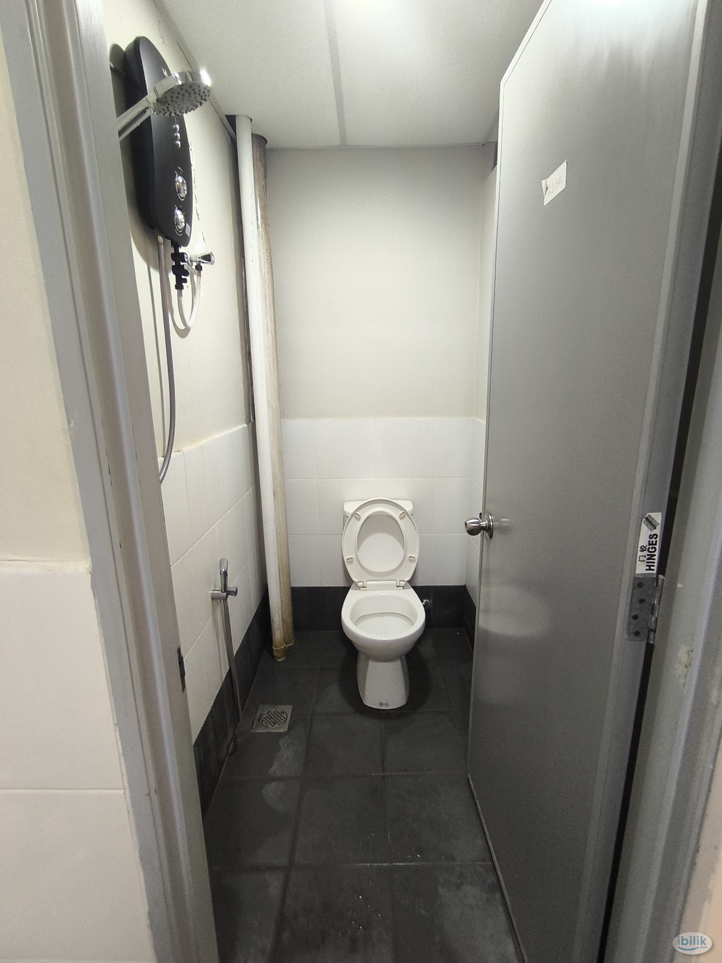 🌟 Middle Rooms @ JL Co-Living, USJ 21 – 4 Mins Walk to Main Place Mall 🏡🛍️ - Image 3