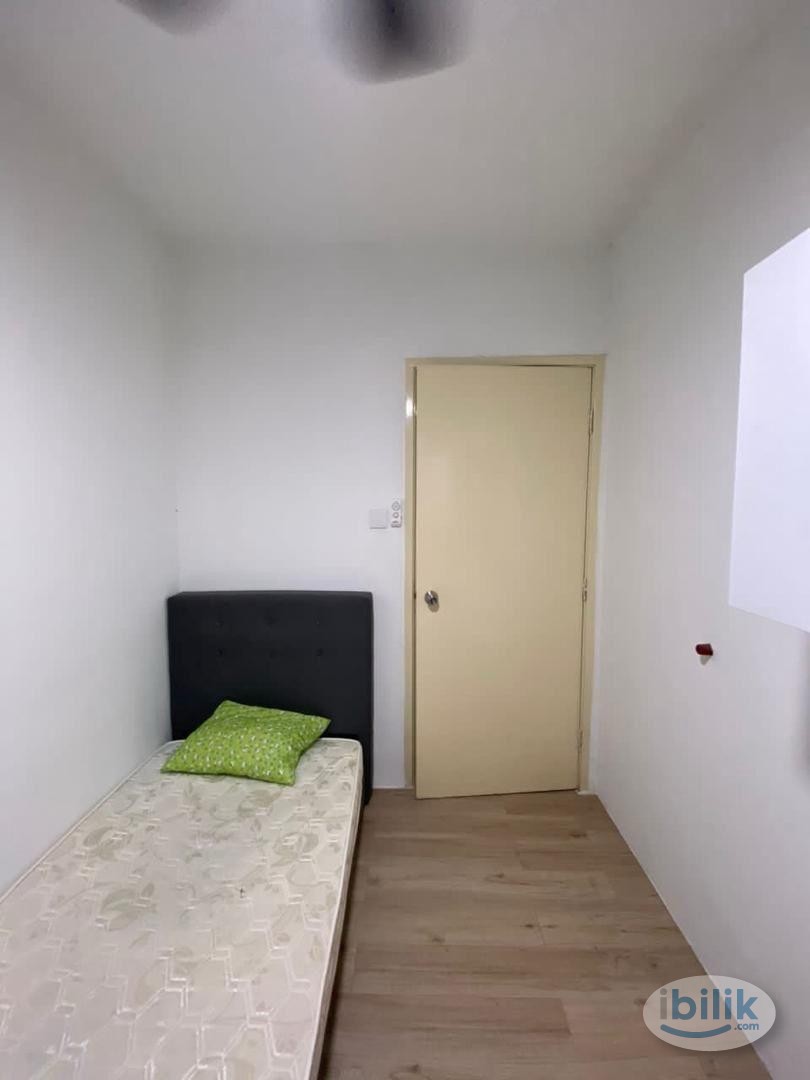 Flora Damansara Middle Room Muslim Female Unit For Rent, Near to IKEA and Mutiara Damansara - Image 2