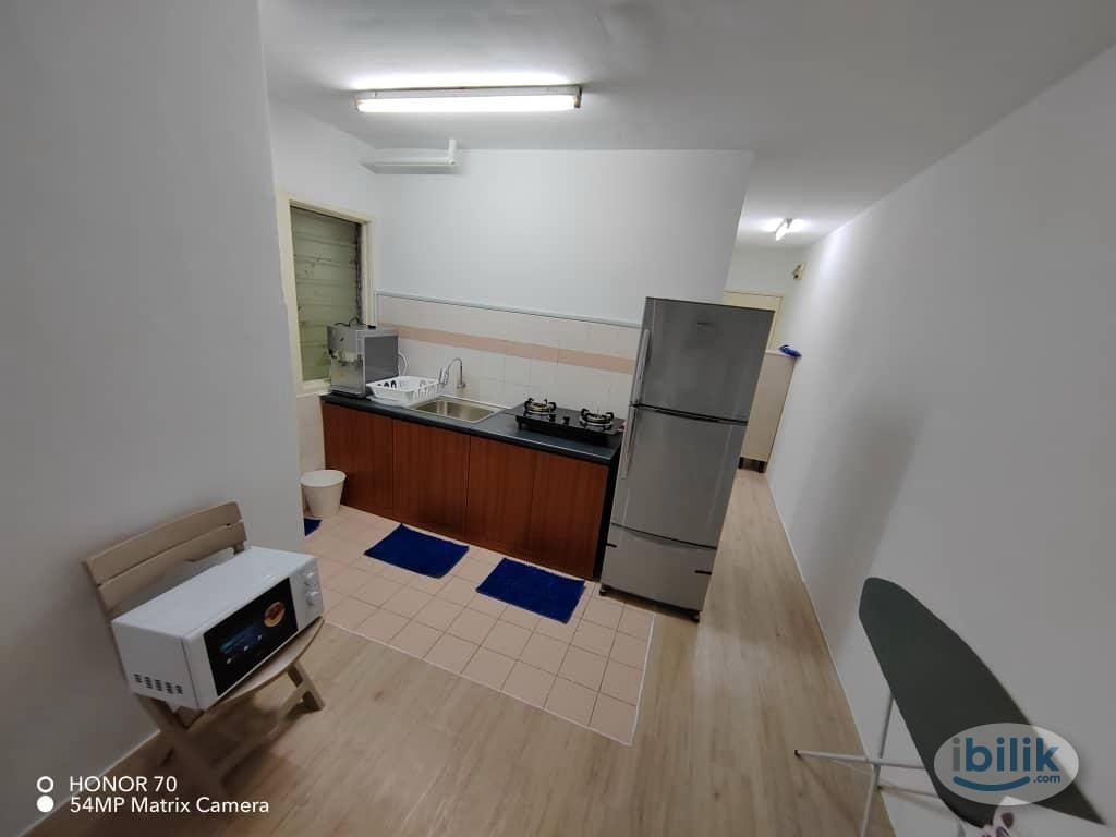 Flora Damansara Middle Room Muslim Female Unit For Rent, Near to IKEA and Mutiara Damansara - Image 3