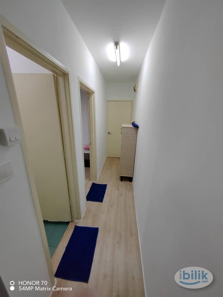 Flora Damansara Middle Room Muslim Female Unit For Rent, Near to IKEA and Mutiara Damansara - Image 5