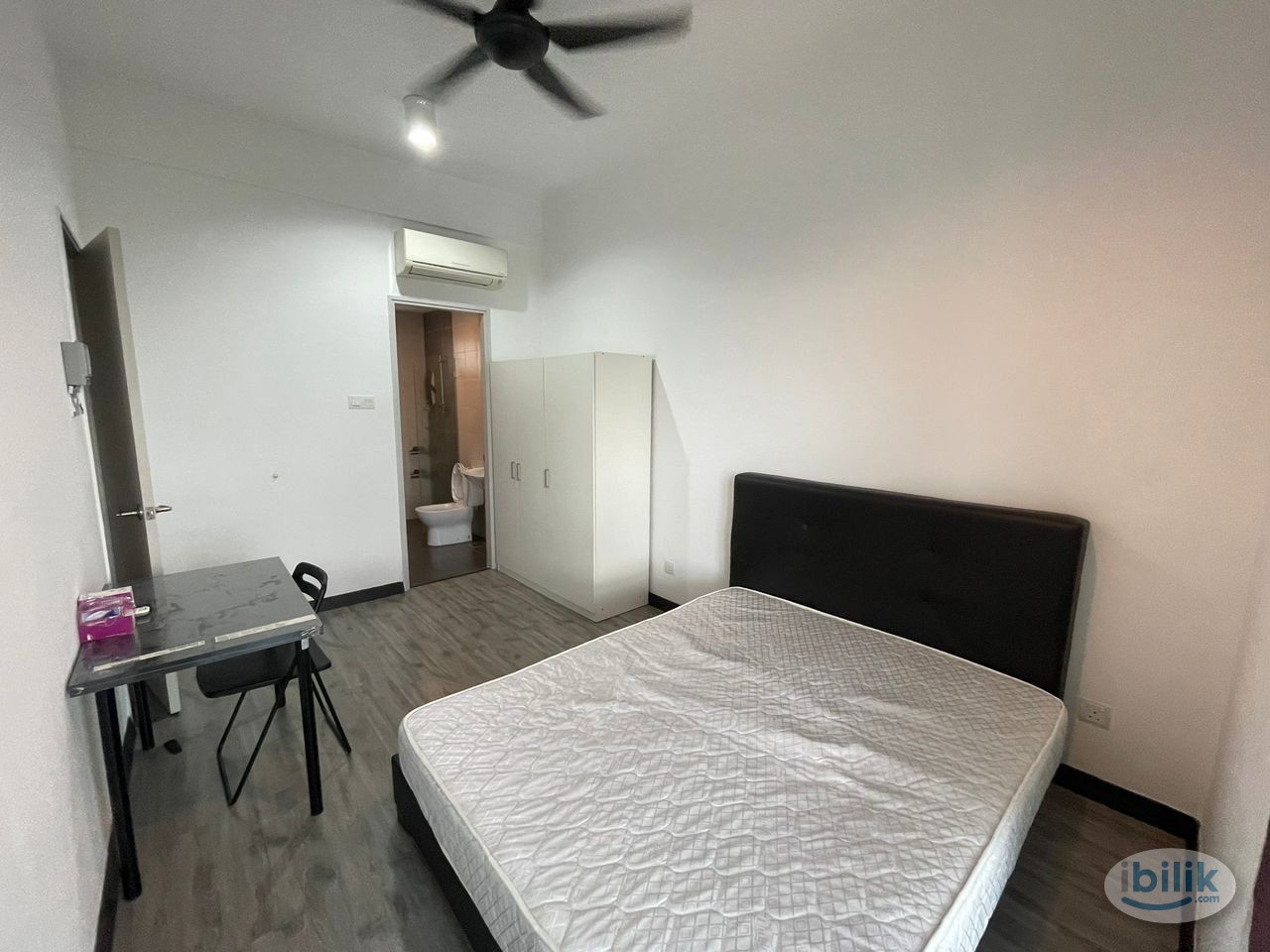 Master Room at D'Sands Residence, Old Klang Road - Image 1