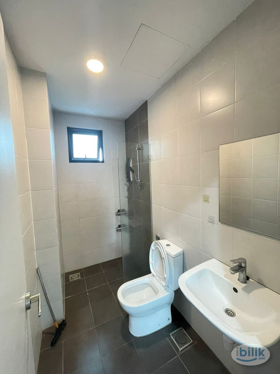 Master Room at D'Sands Residence, Old Klang Road - Image 3