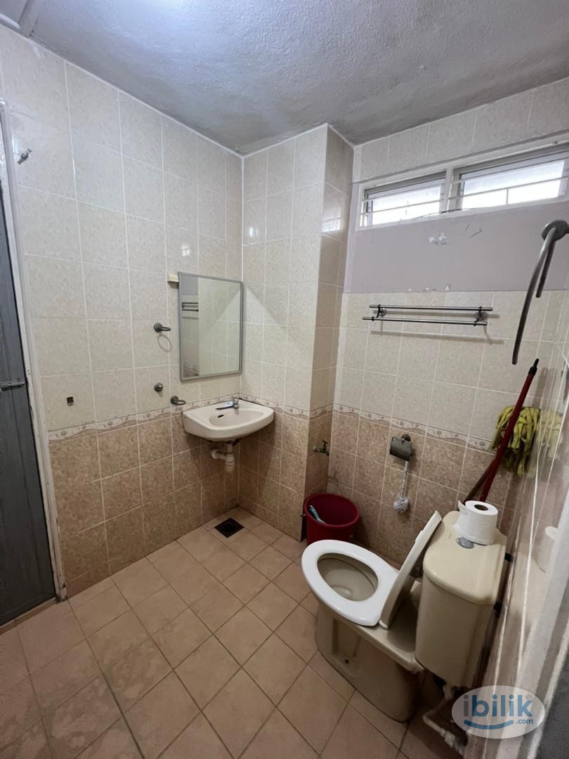Fully Furnished Middle Room at USJ 11, UEP Subang Jaya - Image 3