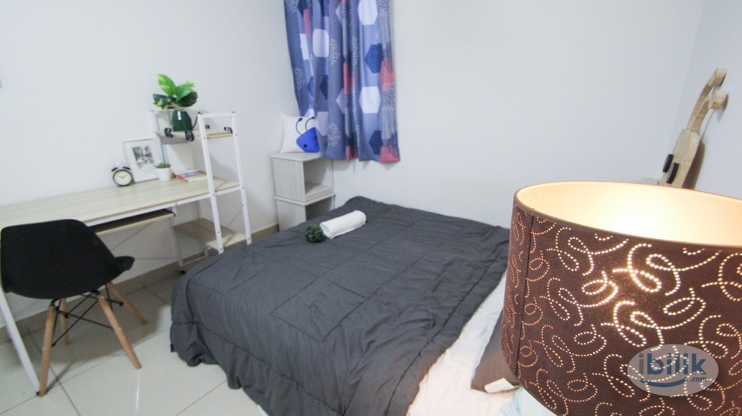 QUEENSIZE Room FANS ONLY @ LRT Ara Damansara, Next to Evolve Mall,Near to Subang Airport, KD - Image 2