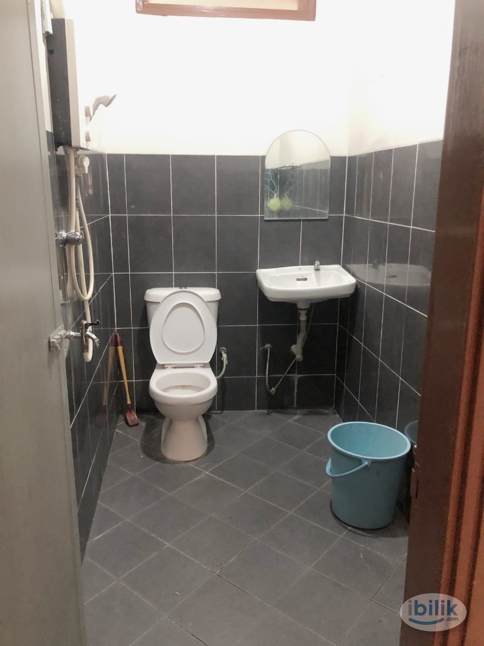 Damansara Room for rent (female) - Image 2