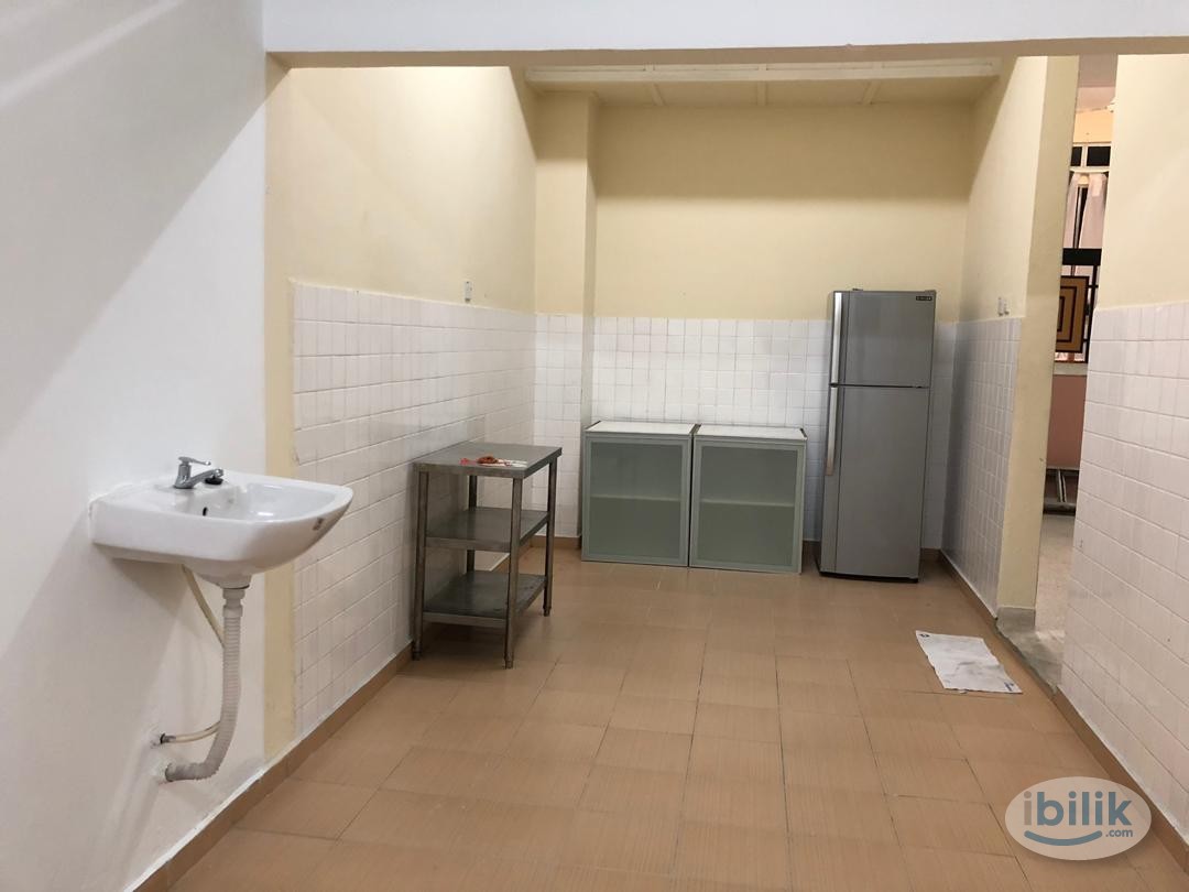 Damansara Room for rent (female) - Image 4