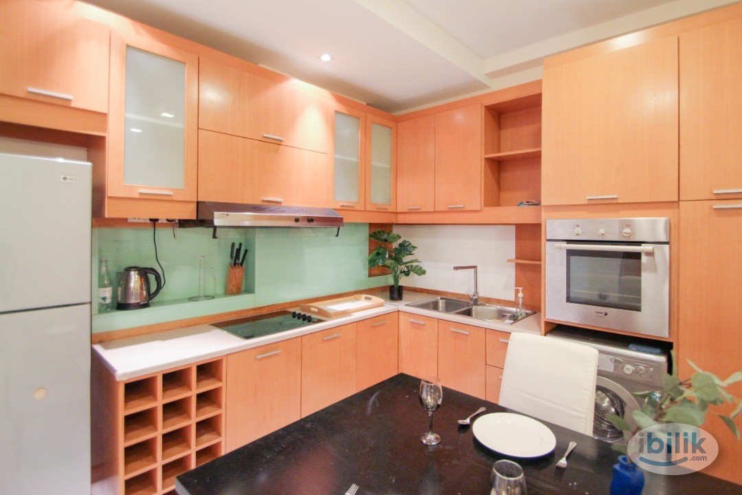 Premium Balcony Room with Aircond @ Bukit Bintang, KLCC, Pavillion,TRX - Image 4