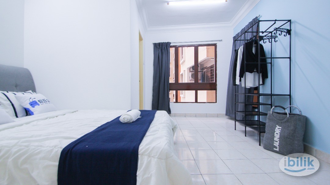Lowest Price walk to MRT !! Master Room @ Kota Damansara MRT Surian,Ara Damansara , Shah Alam, Sungai Buloh - Image 1
