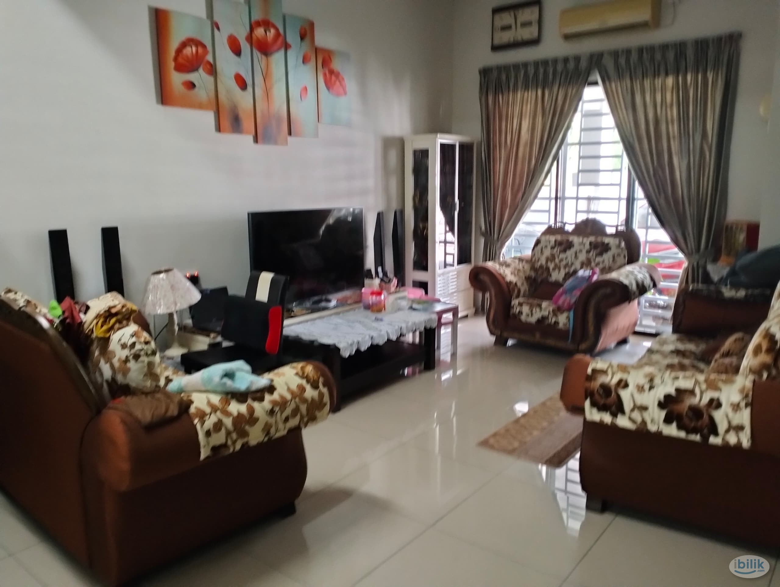 FULLY FURNISHED ROOM WITH ATTACHED BATHROOM - Image 4