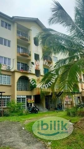 Urgent Middle Room For Rent at Taman Seri Changgang Banting - Image 1