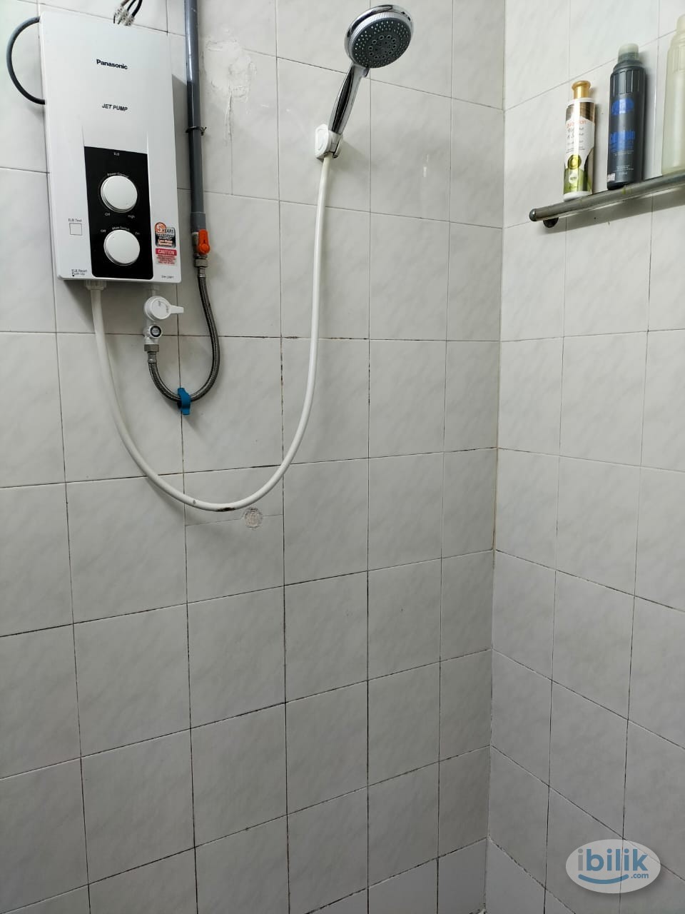 Master Room at Taman Klang Utama, Klang - Image 2