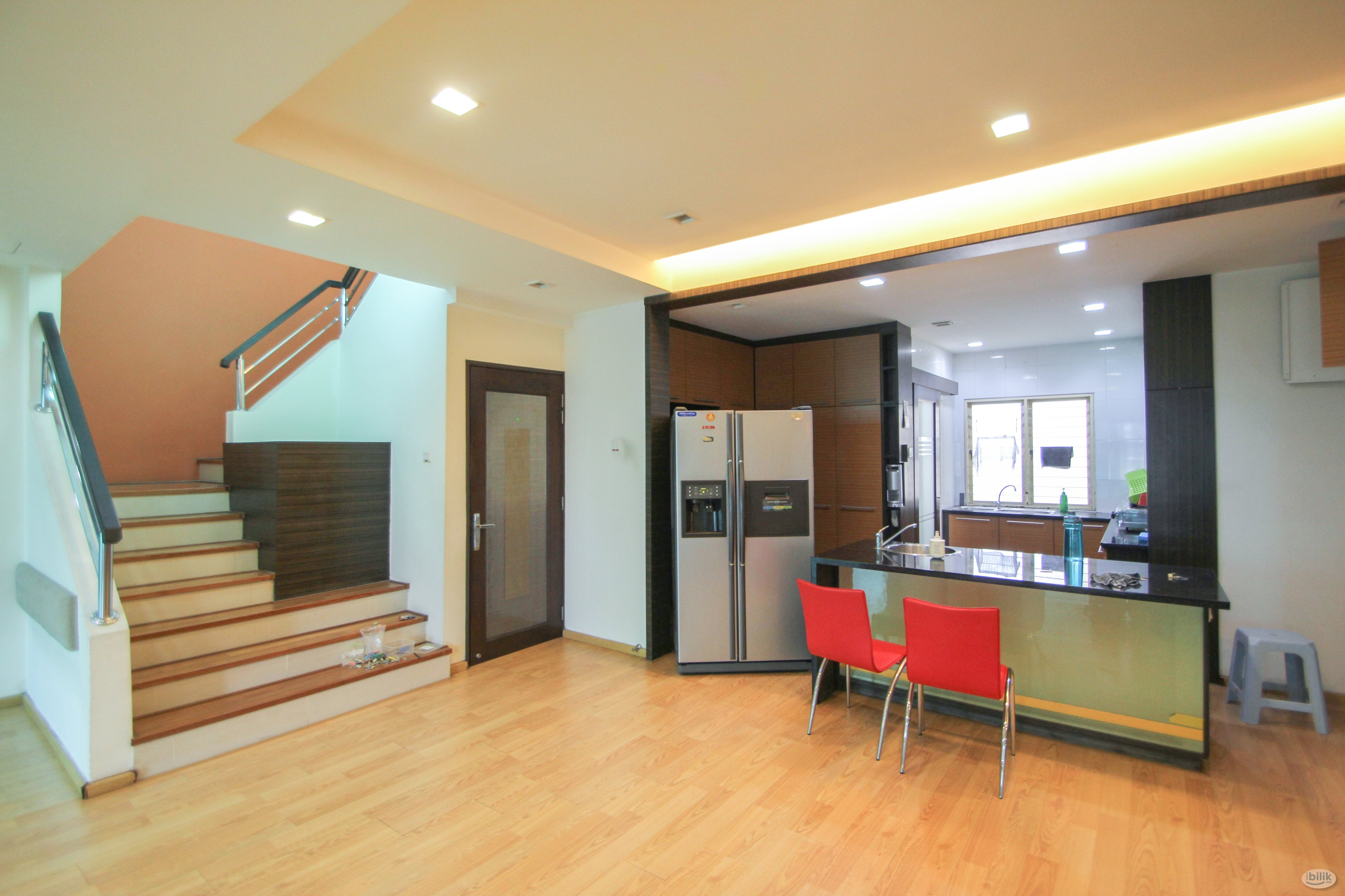 Single Room with window & AC @ Seri Kembangan, Serdang, The Mines - Image 5