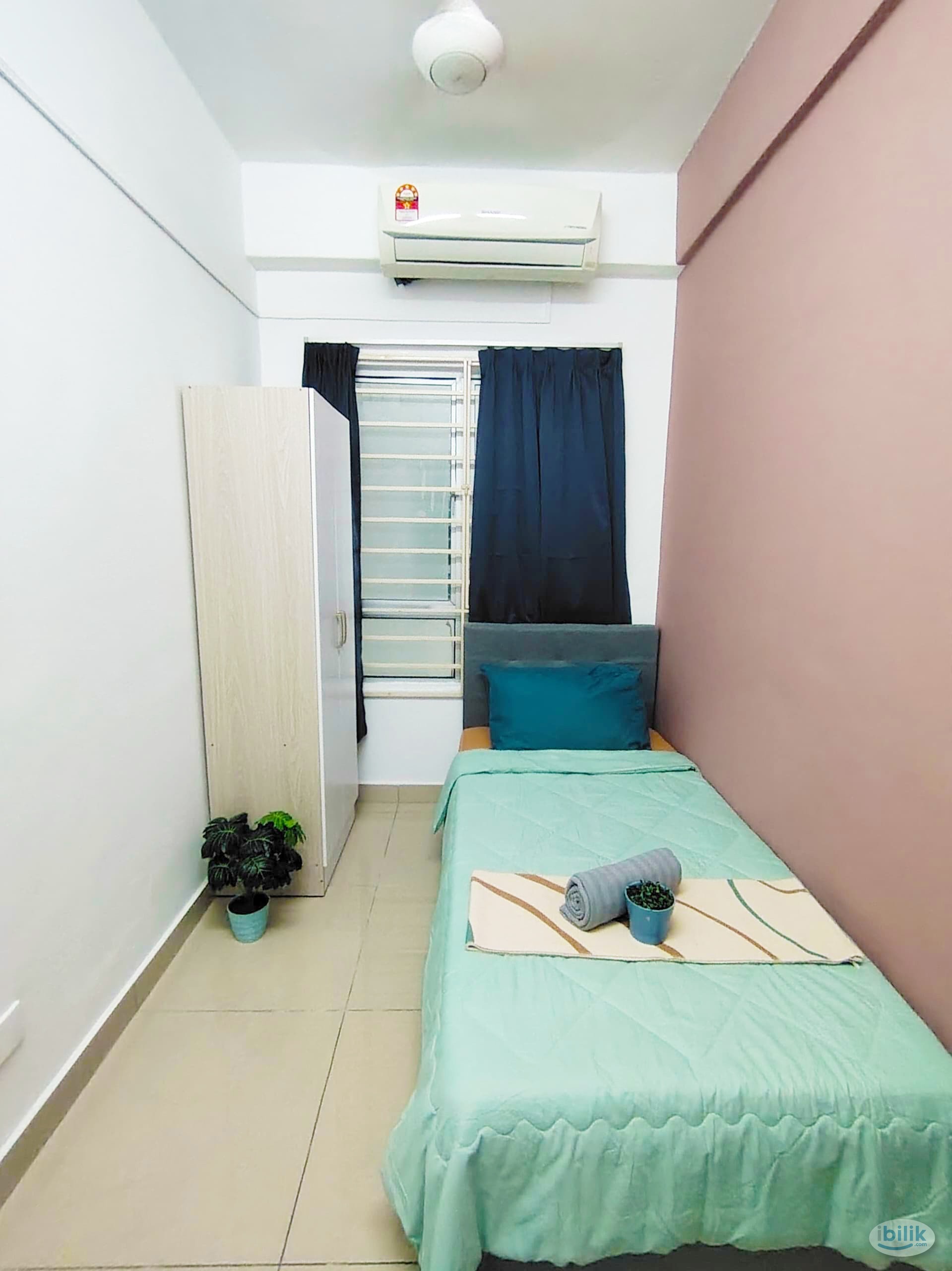 Walk to MRT !! Single Bed Room with A/C & Window @Kota Damansara，, Segi College， - Image 1