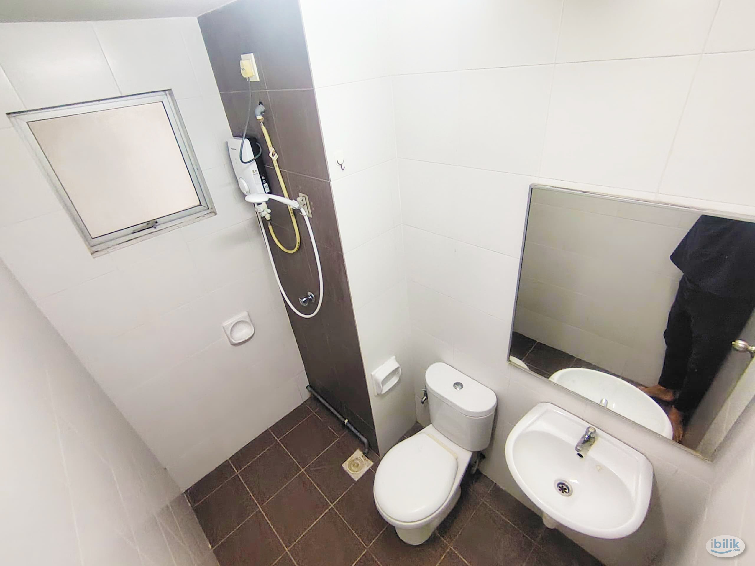 Walk to MRT !! Single Bed Room with A/C & Window @Kota Damansara，, Segi College， - Image 5
