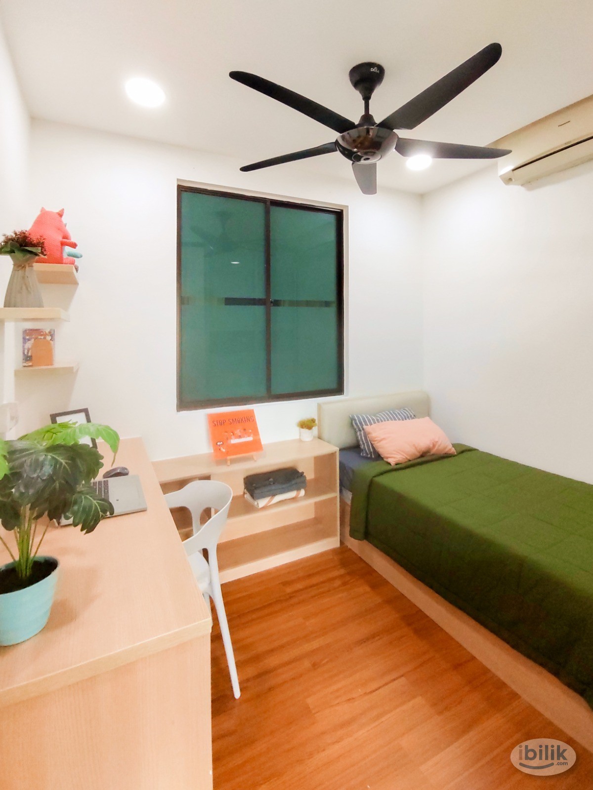 Single Bed Room with A/C & Window @ OKR , Near to Midvalley , Bangsar - Image 1