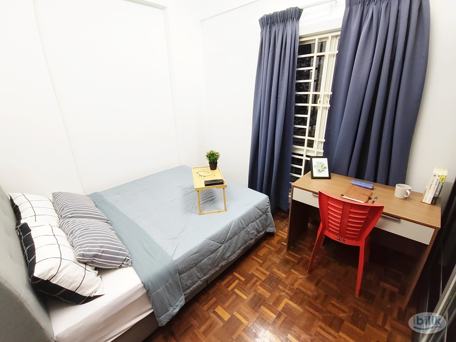 Walk to MRT !! Queen Bed Medium Room with AC & Window @ Cheras , ，Next to Leisure Mall - Image 2