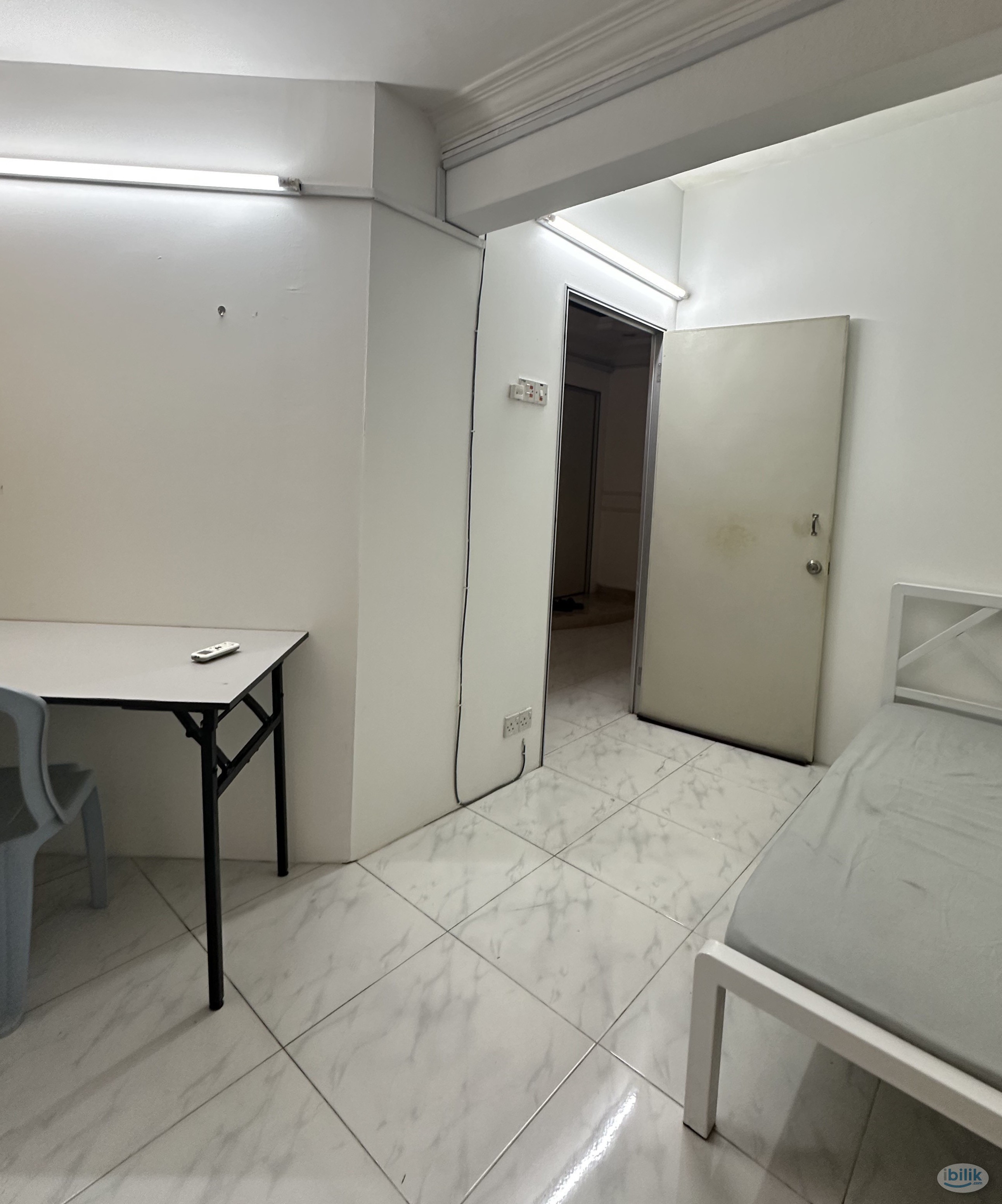 ‼️ZERO DEPOSIT 💞FEMALE UNIT 💕 SINGLE BEDROOM IN BANDAR UTAMA - Image 4