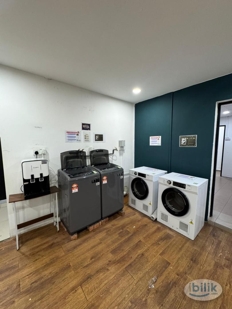 🔥10 Min to CIQ 🔥- Affordable room, fully furnished, ATTACHED private toilet and RM300 Deposit needed Only🥰🌟 - Image 3